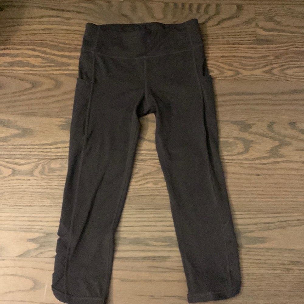 Athleta Dark Purple capris